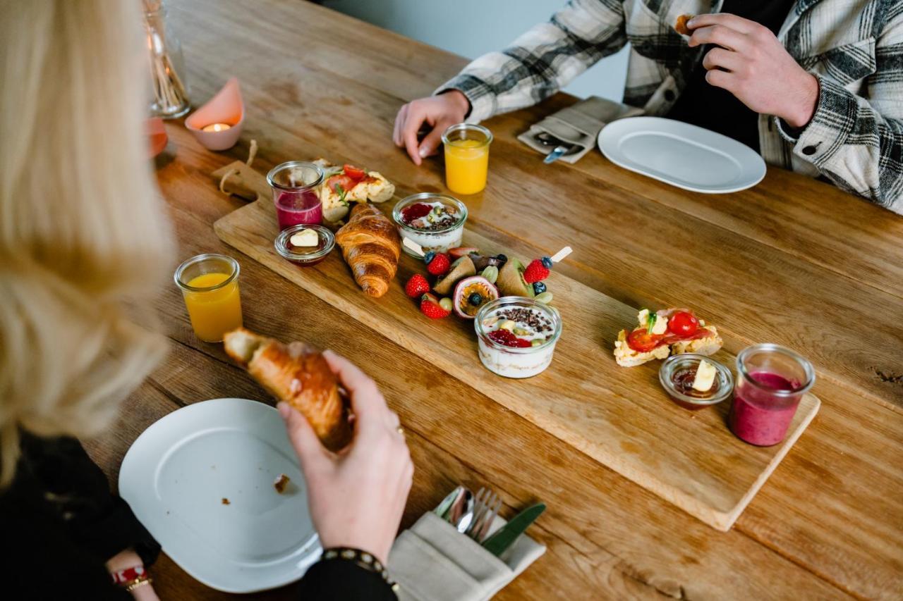 Uitgerust Voor Zaken Bed & Breakfast Heerenveen Dış mekan fotoğraf